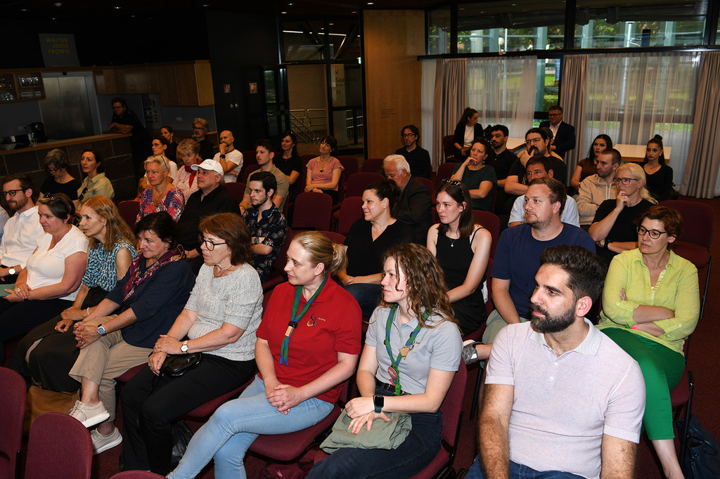 JDb_Umfragepr__sentation_16.jpg