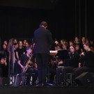 Schulorchester der MS-Bregenz Stadt mit Dirigent Mario Wiedemann.JPG