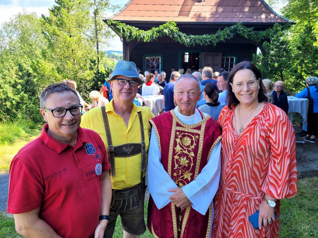 Theresienkapelle 95-JAHR-JUBIL__UM Festveranstaltung A BESUCHER 06-07-2024 _15_.jpg