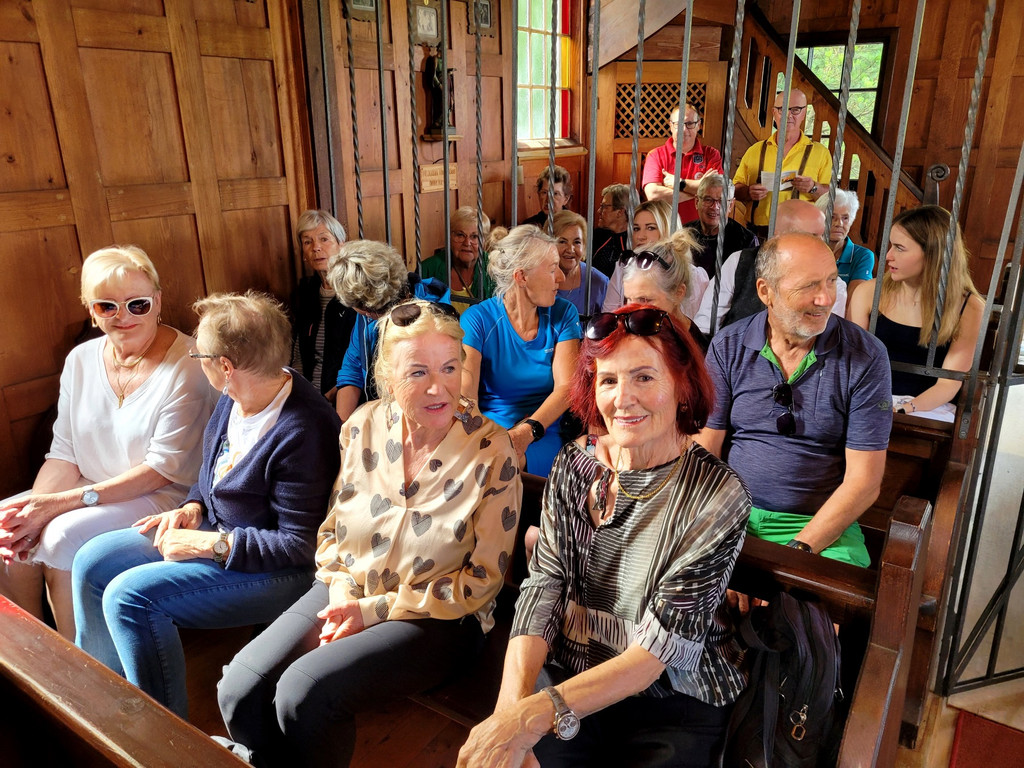 Theresienkapelle 95-JAHR-JUBIL__UM Festveranstaltung B Messfeier 06-07-2024 _8_.jpg