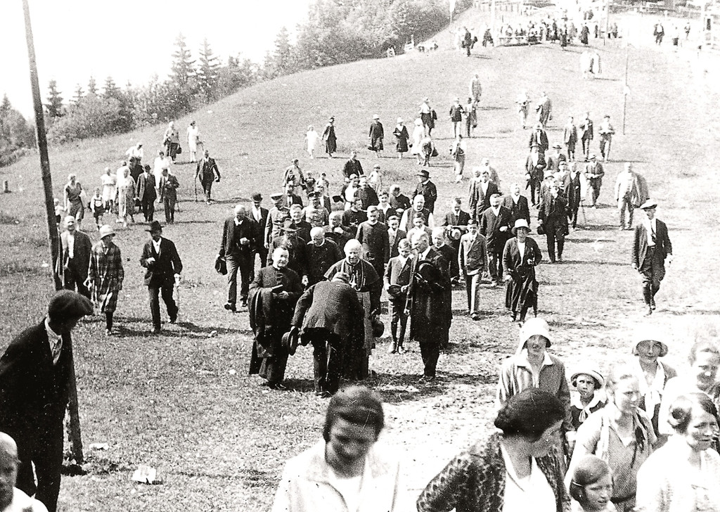 Theresienkapelle am Pf__nder GESCHICHTE Er__ffnung 1930 Bericht Juli 2024.jpg