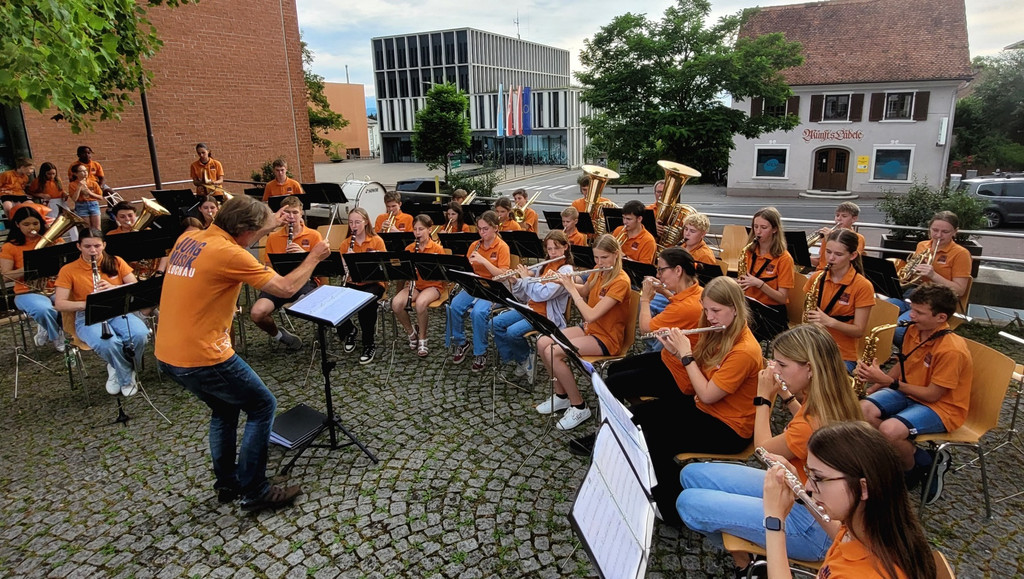 Lochau Musikverein SOMMERKONZERT Pfarrplatz NACHBERICHT 05-07-2024 _1_.jpg