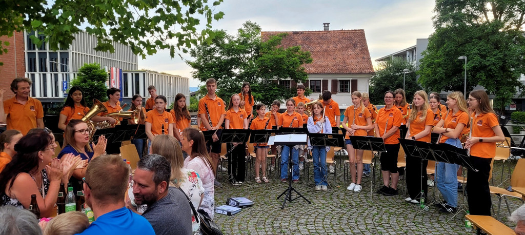 Lochau Musikverein SOMMERKONZERT Pfarrplatz NACHBERICHT 05-07-2024 _8_.jpg