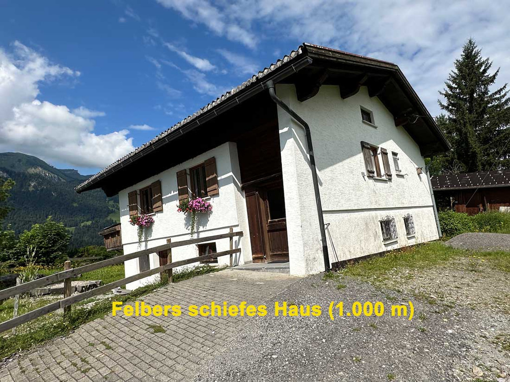 V50plus Sibratsgf__ll-schiefes Haus_c_Arno Huber.jpg