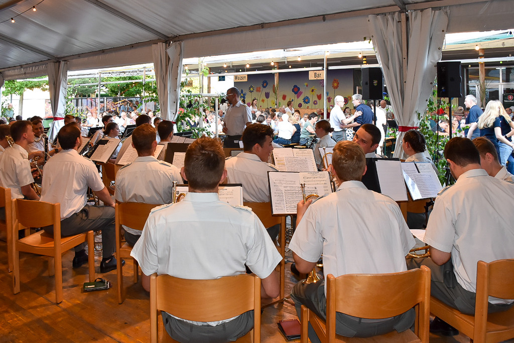 20240718_Sommerkonzert Milit__rmusik-11.jpg