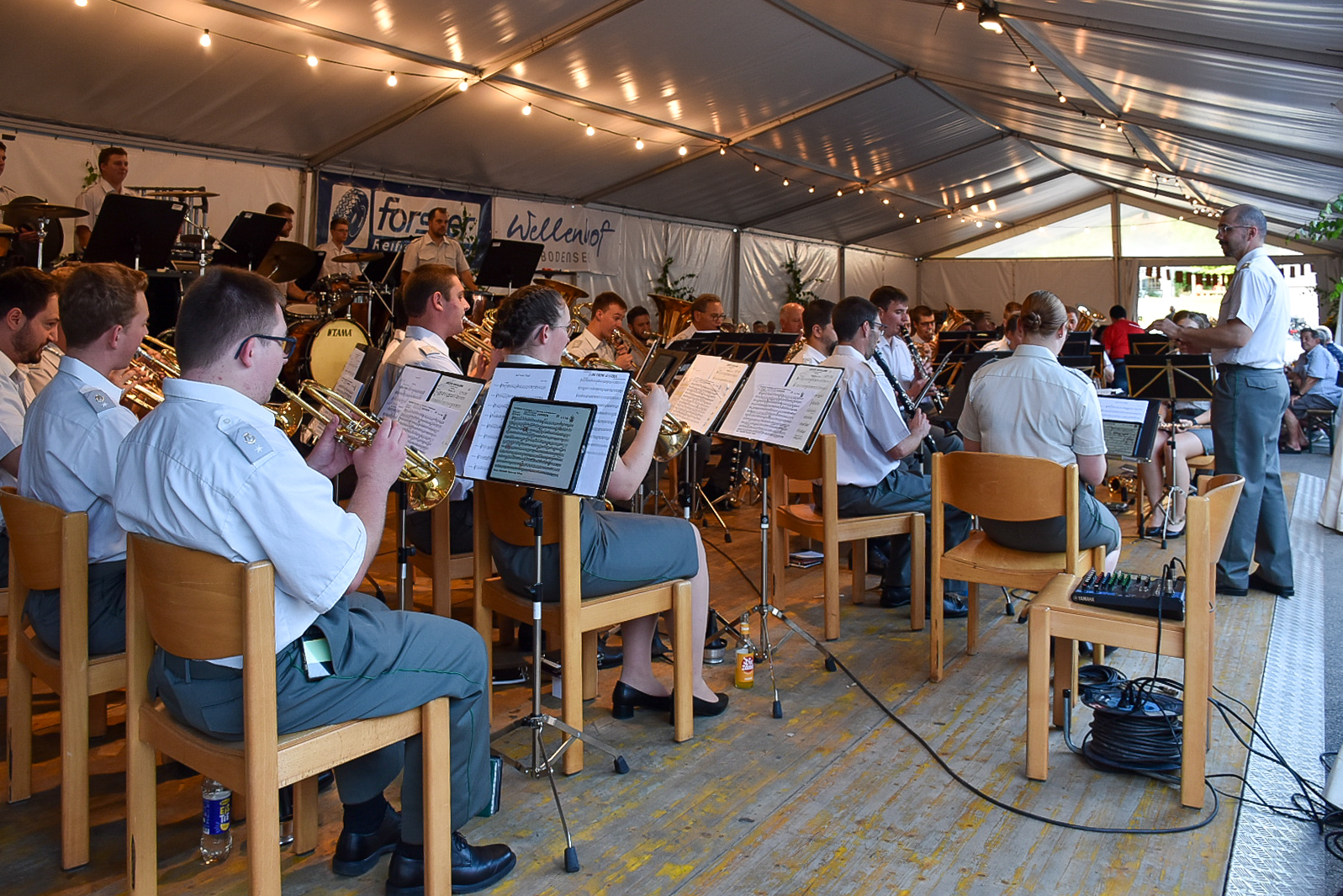 20240718_Sommerkonzert Milit__rmusik-13.jpg