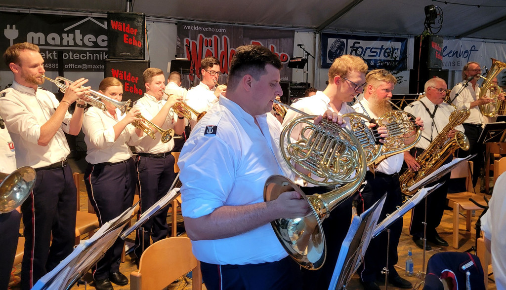 Musikverein DORFFEST 50 B Fest SAMSTAG mit MV Fu__ach 20-07-2024 _5_.jpg