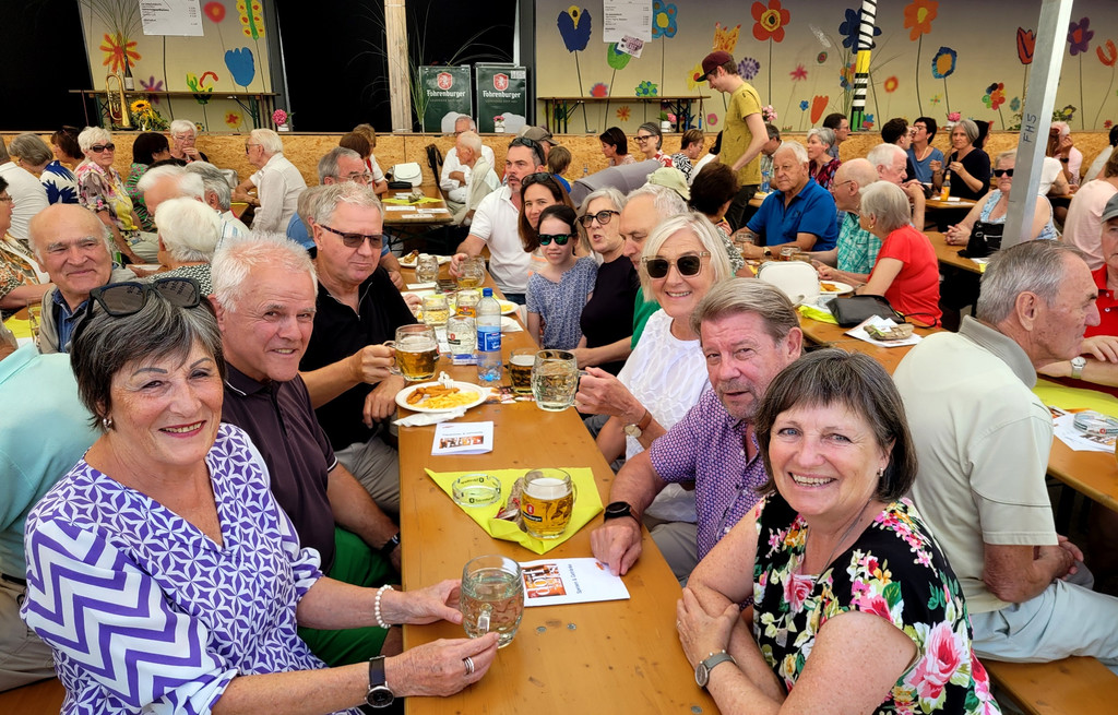 Musikverein DORFFEST 50 D Besucher am SONNTAG 21-07-2024 _8_.jpg