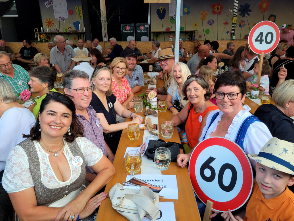 Musikverein DORFFEST 50 E Jubil__umsjahrg__nger-Treffen 20-07-2024 _45_.jpg