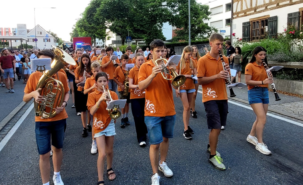 Musikverein DORFFEST 50 E Jubil__umsjahrg__nger-Treffen 20-07-2024 _27_.jpg