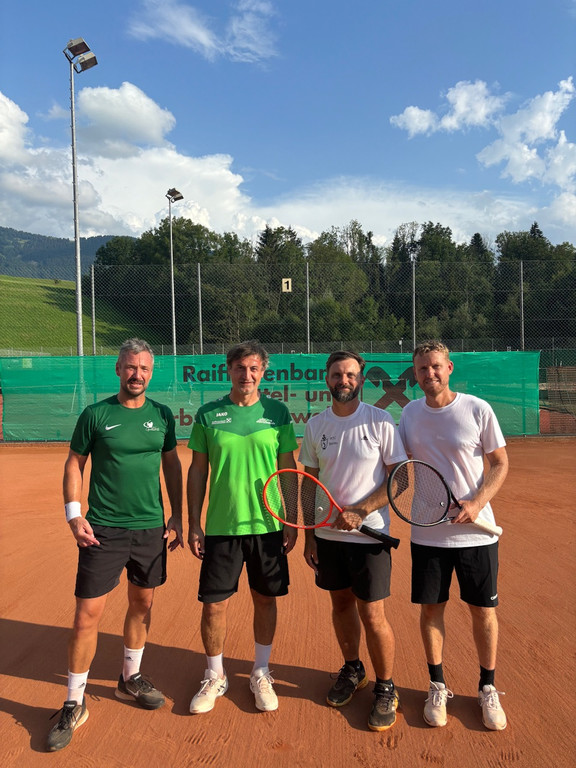 Herren Doppel 40 plus Andi Beyer Goron Sohm Milovanovic Lukas Franz Stefan Gmeiner.jpeg