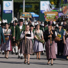 Germany_Oktoberfest_Opening_42578.jpg