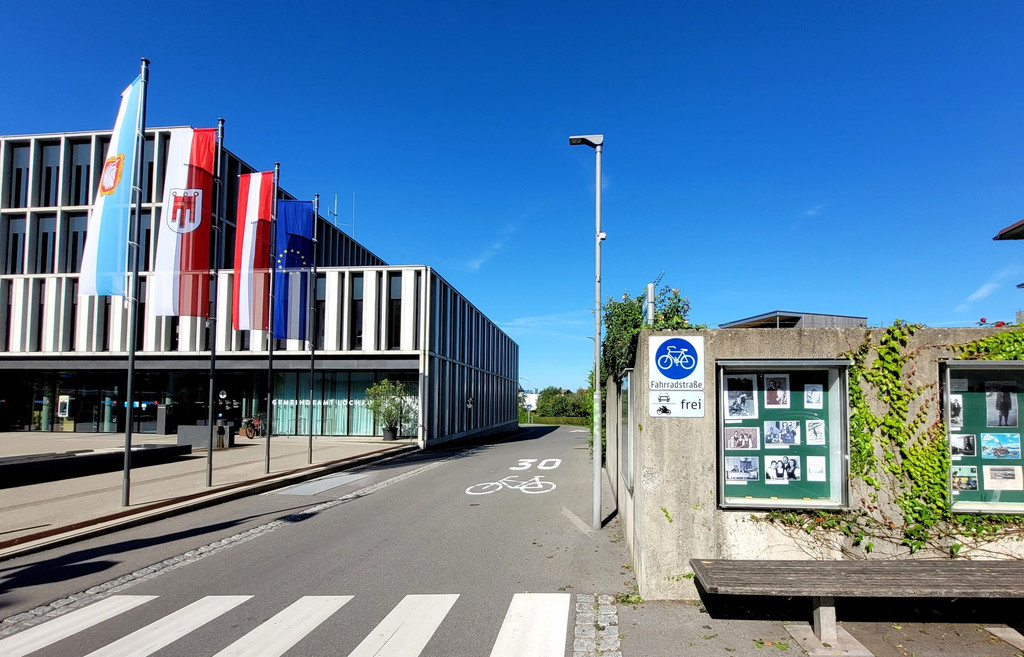 BU 7 DORFPLATZ Lochau Verkehr MASSNAHMEN Schwerpunkt Tempo 30 Symbolfoto Oktober 2024 _5_.jpg