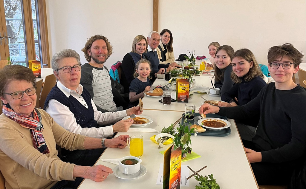 BU 2 FAMILIE Kartoffeltag Missionskreis Symbolfoto 2023 f__r TERMIN Oktober 2024 _2_.jpg