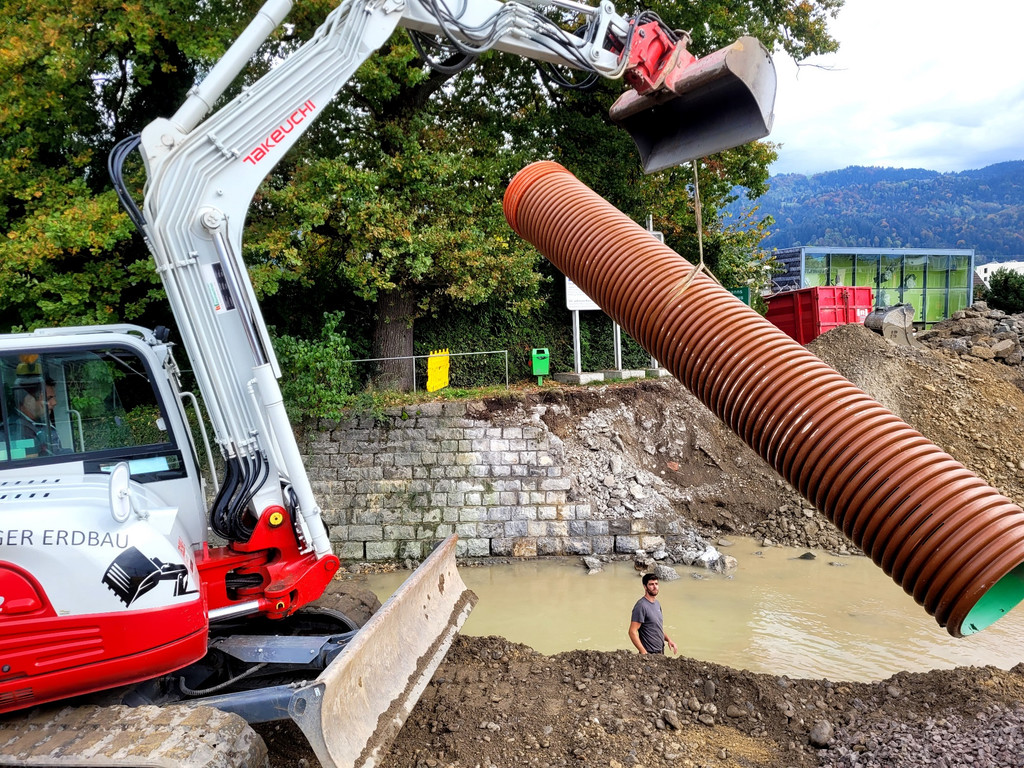 BU 1 NEUBAU Ruggbach HOCHWASSERSCHUTZ BA 8 BR__CKE NEU L190 Baustart Bericht Oktober 2024 _11_.jpg