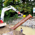 BU 1 NEUBAU Ruggbach HOCHWASSERSCHUTZ BA 8 BR__CKE NEU L190 Baustart Bericht Oktober 2024 _12_.jpg