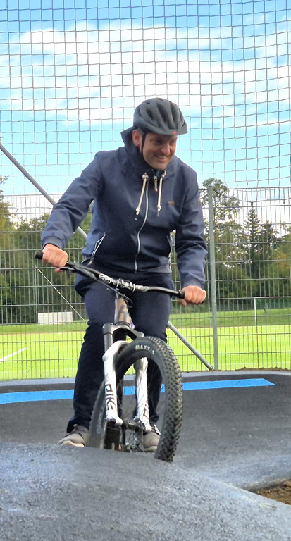 Pumptrack Mittelschuleklasse _2_.jpg