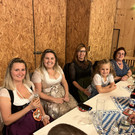 Weißwurst, Wettkämpfe und zünftige Musik