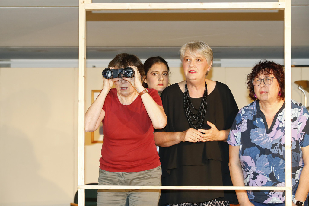 Theatergruppe_Ma__der_DREIERPACK_101.jpg