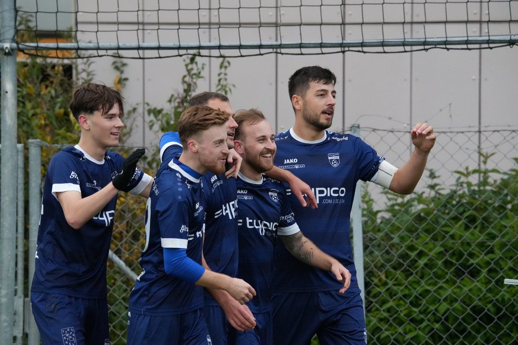 JUBEL Fu__ball SVL Spiel gegen Rankweil JUBEL Foto Lins HOMEPAGE 12-10-2024.JPG