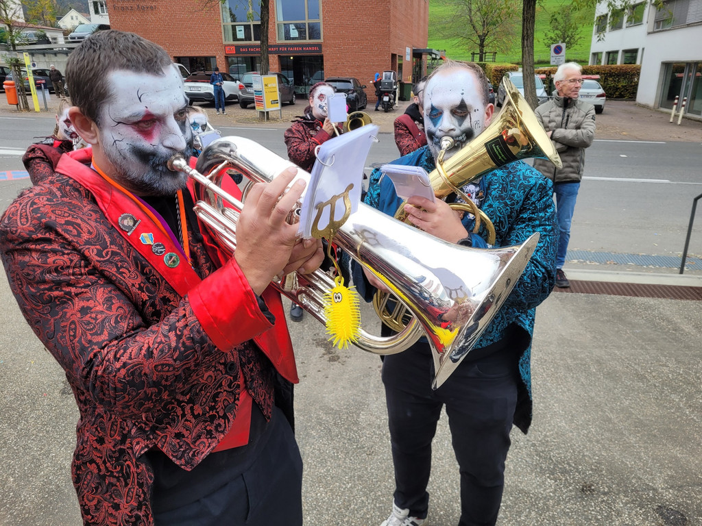Fasching OPENING 11-11-2024  Platz GemeindeHaus _10_.jpg