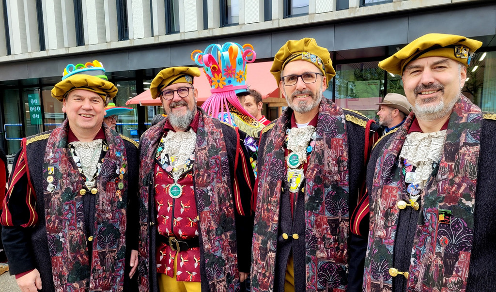 Fasching OPENING 11-11-2024  Platz GemeindeHaus _12_.jpg