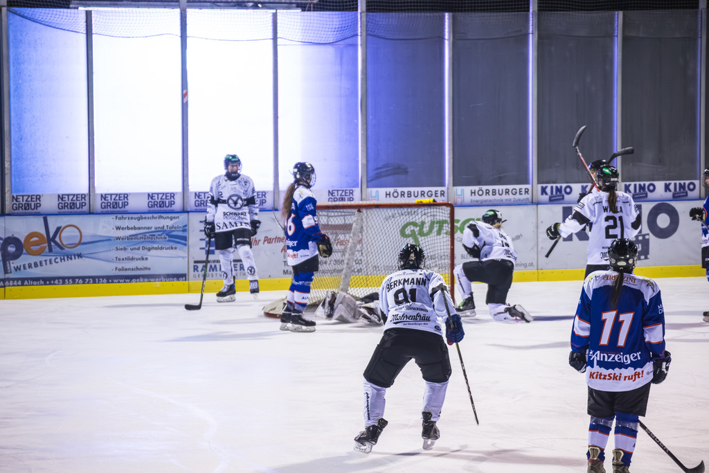 2024-11-16 Eishockey - 128.jpg