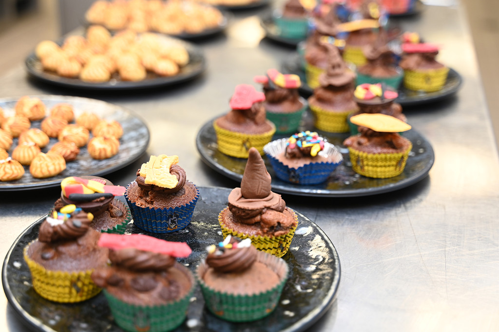 2cupcakes.jpg