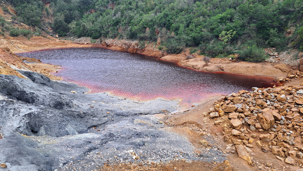 09_ Elba Roter See.jpg