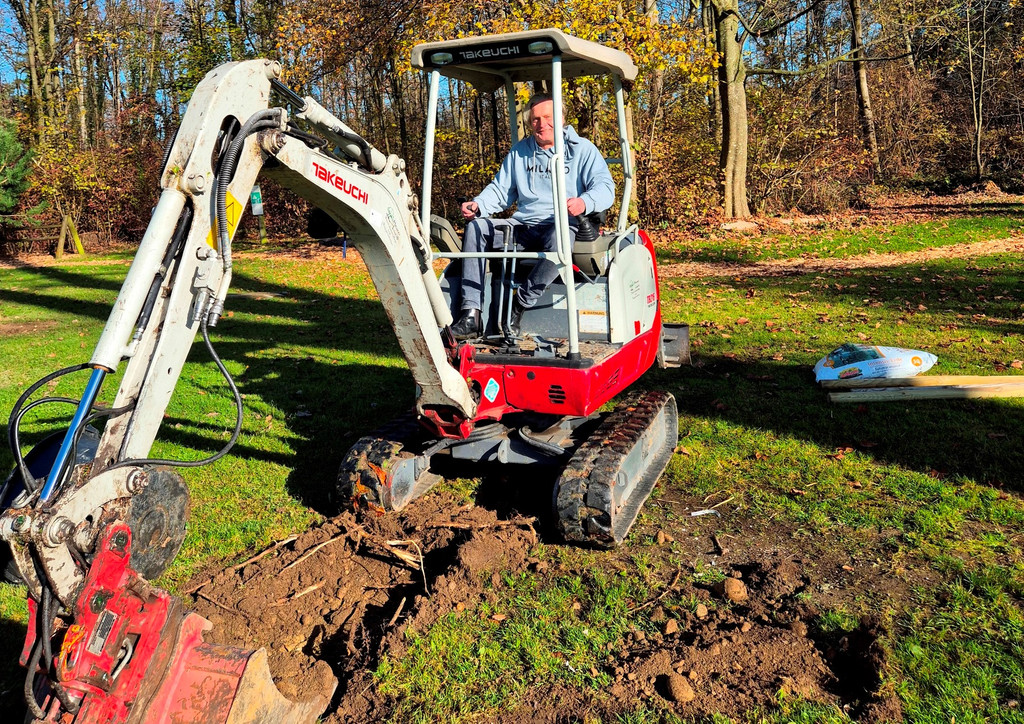 Lochau See UFERLANDSCHAFT Baumpflanzungen PATEN Herbst 16-11-2024 _3_.jpg