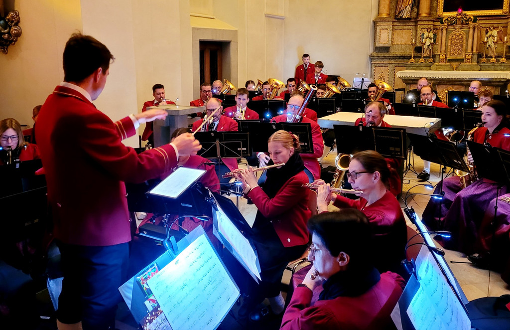Musikverein ADVENTKONZERT Pfarrkirche 12-12-2024 _18_.jpg