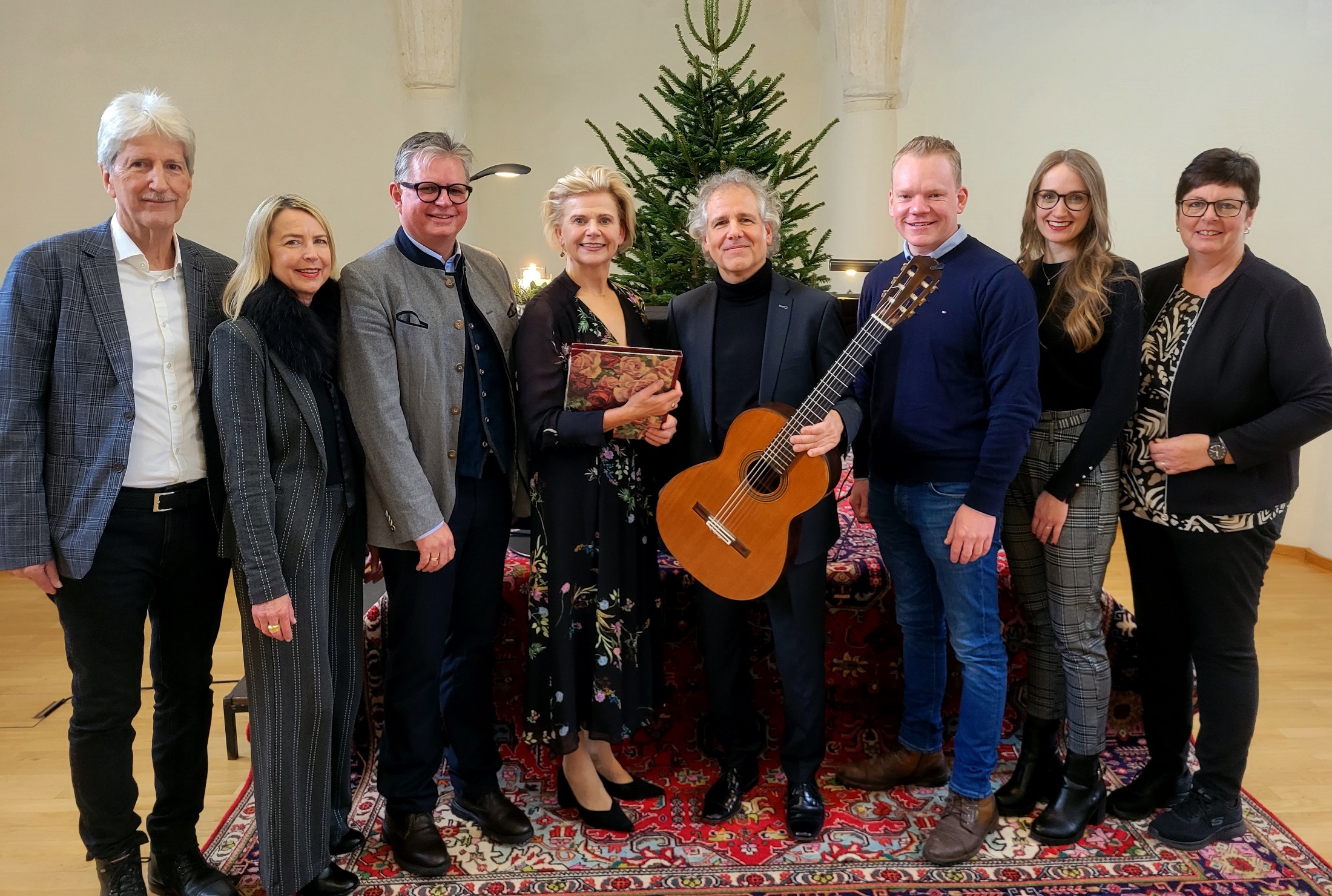 Lochau Schloss Hofener Advent BAUER und SWETE 15-12-2024 _1_.jpg