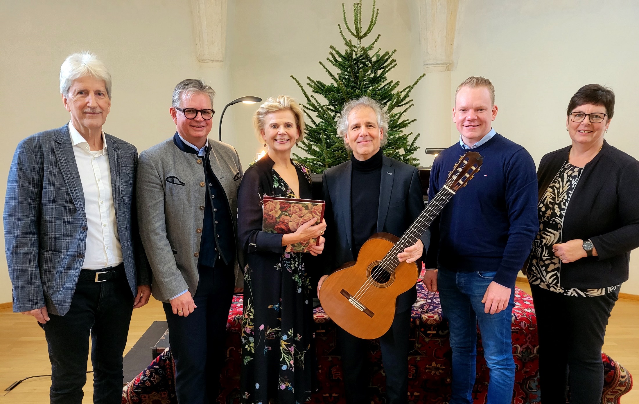 Lochau Schloss Hofener Advent BAUER und SWETE 15-12-2024 _2_.jpg