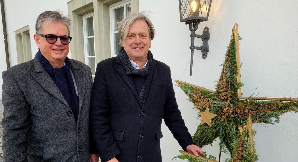 Schloss Hofen WEIHNACHTSMARKT B Besucher 15-12-2024 _9_.jpg