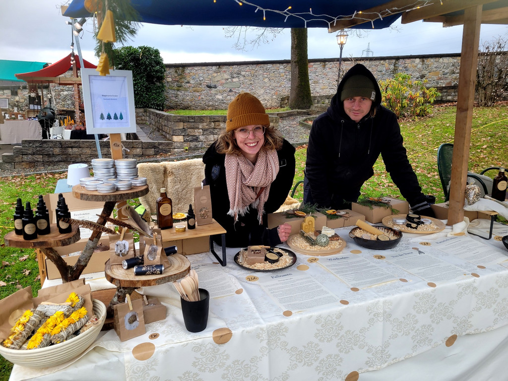 Schloss Hofen WEIHNACHTSMARKT C St__ndle VERKAUF 15-12-2024 _6_.jpg