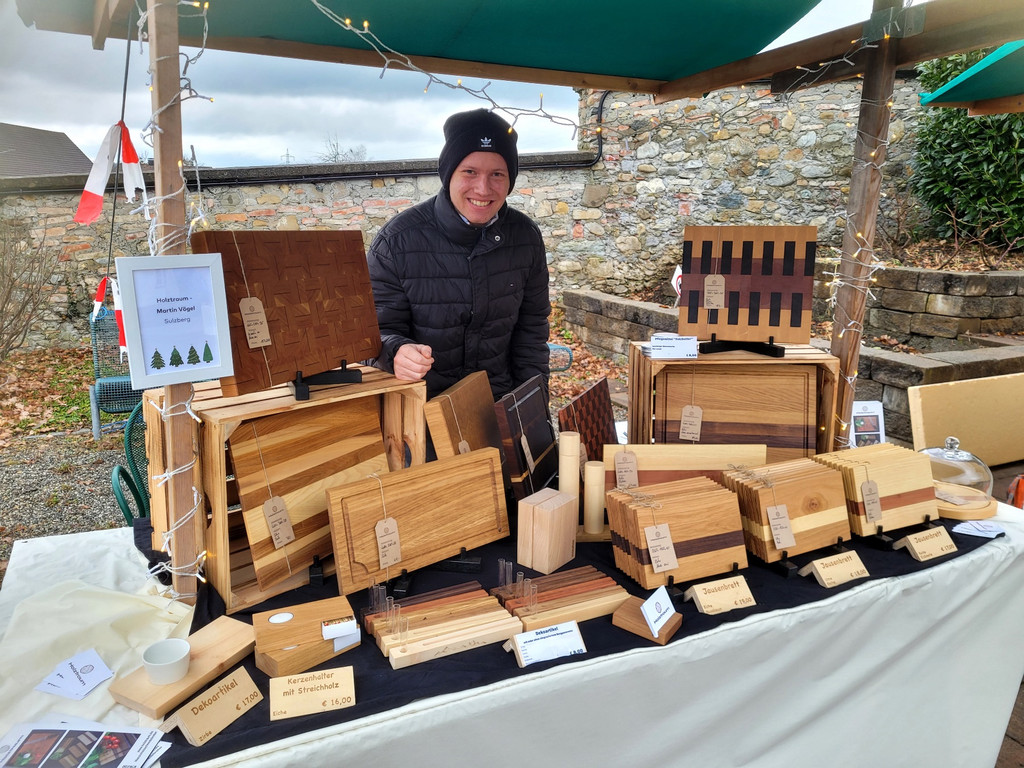 Schloss Hofen WEIHNACHTSMARKT C St__ndle VERKAUF 15-12-2024 _9_.jpg