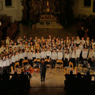 Foto 15 - Traditionelle und moderne Weihnachtslieder wurden von den Kindern gesungen.JPG
