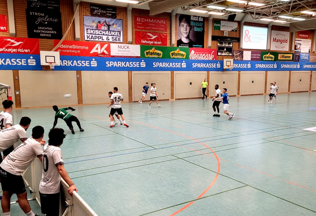 bFu__ball SVL HALLENMASTERS Wolfurt B HALBFINALE 30-12-2024 _3_.jpg