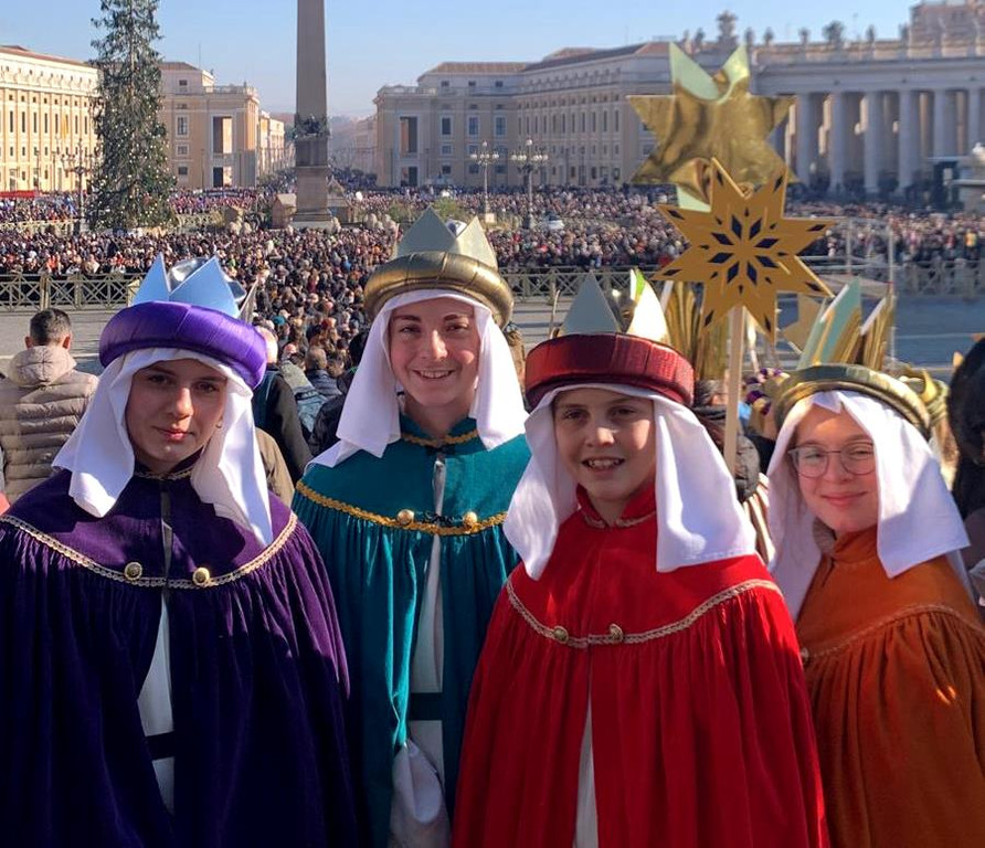 bSternsinger bei PAPSTBESUCH in ROM J__nner 2025 _2_.jpg
