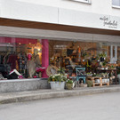 Neuer__ffnung Blumiges Kleiderzimmer-14.jpg