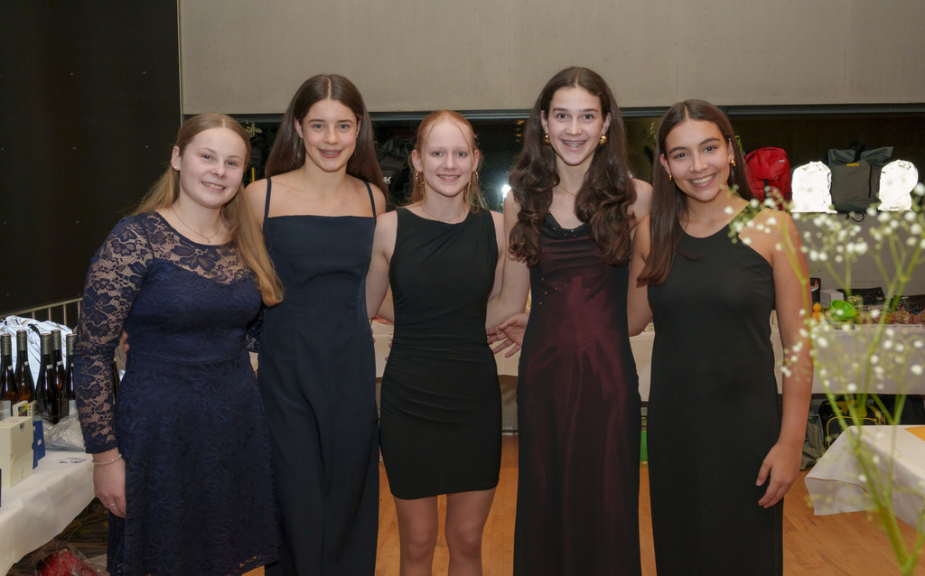 2025-Turnerball-9399.jpg
