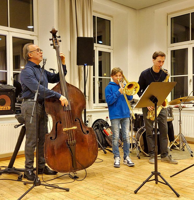 Come and Play _ 6_.jpg