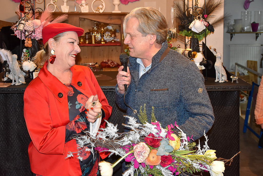 20250131_Blumiges Kleiderzimmer-7.jpg