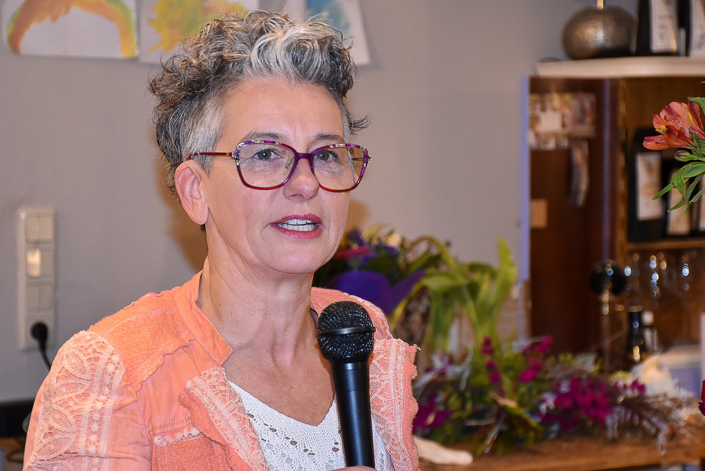 20250131_Blumiges Kleiderzimmer-15.jpg