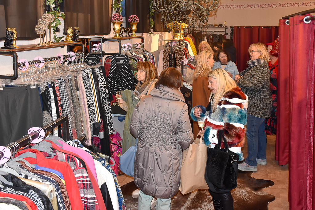 20250131_Blumiges Kleiderzimmer-29.jpg