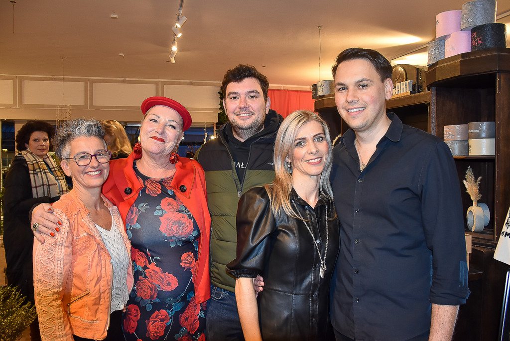 20250131_Blumiges Kleiderzimmer-32.jpg