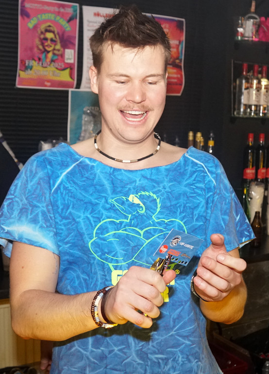 Bad Taste _34_.JPG
