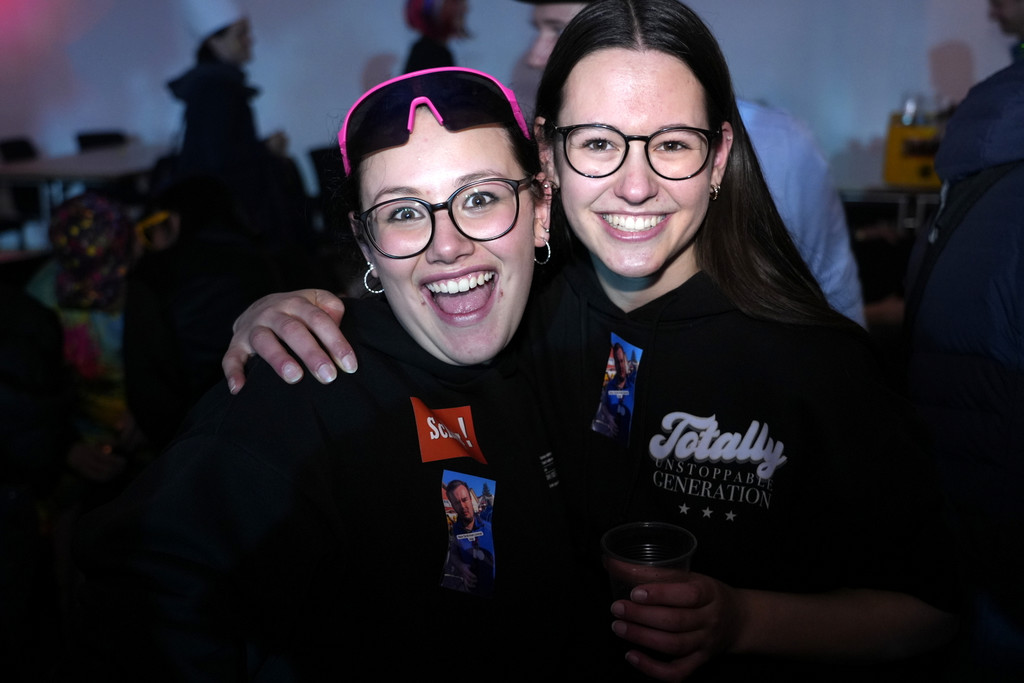 Party _13_.JPG