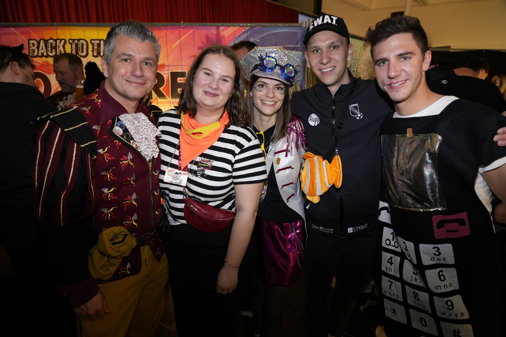 Party _21_.JPG