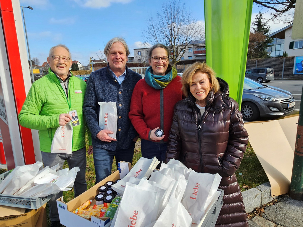 BU 1 WAHL MATT TEAM _2_.jpg